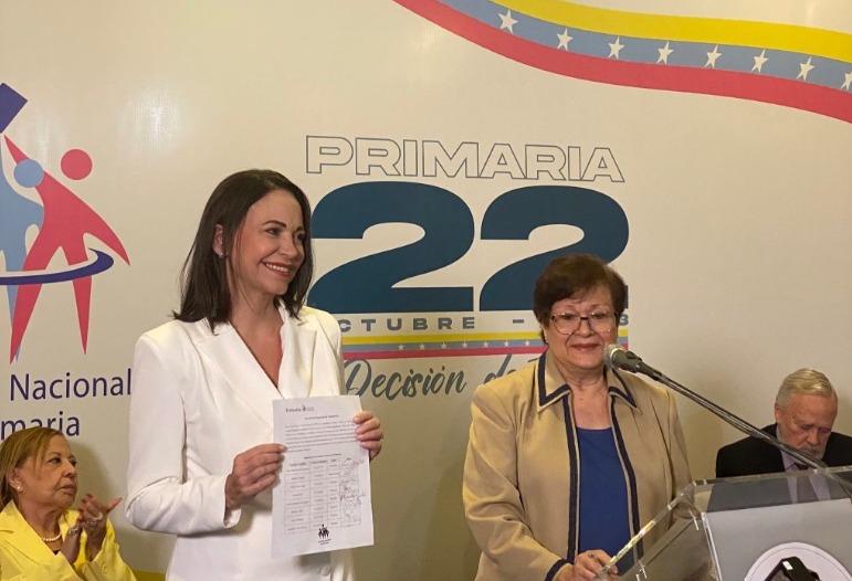 Comisión de Primaria proclamó a María Corina Machado